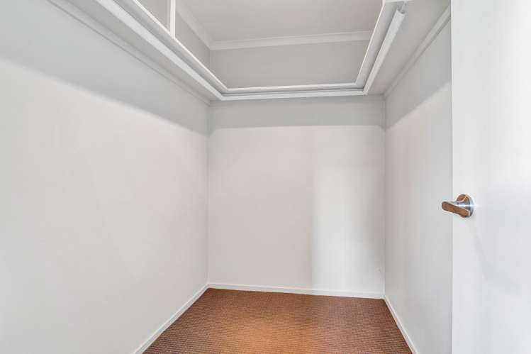 40 Montague Grove Stratford_15