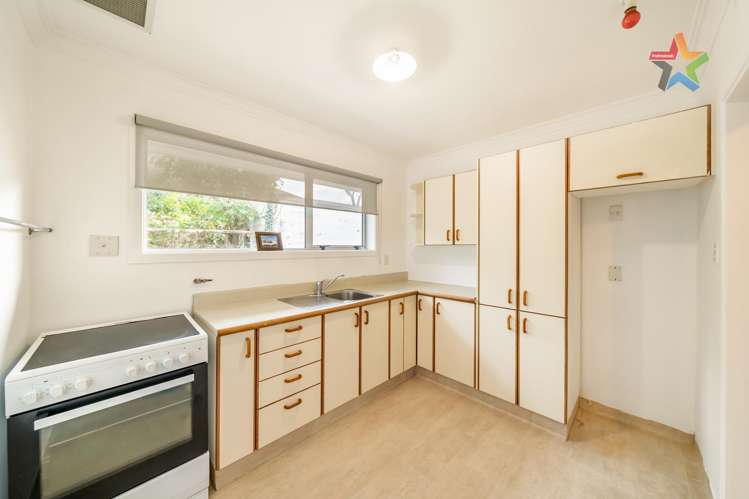 244 Waiwhetu Road Waterloo_10