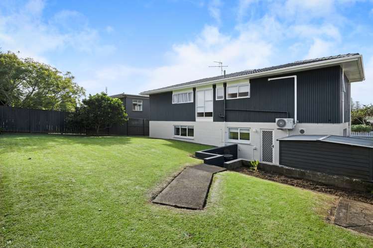 23 Whiteacres Drive Sunnyhills_17