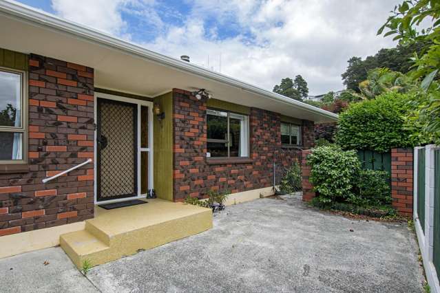 Single-Level Brick Gem on Fairway