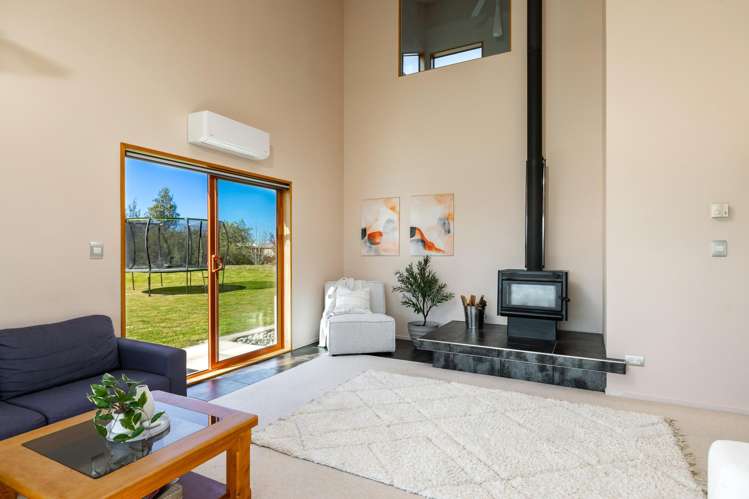 66 Fairbourne Drive Fairhall_13