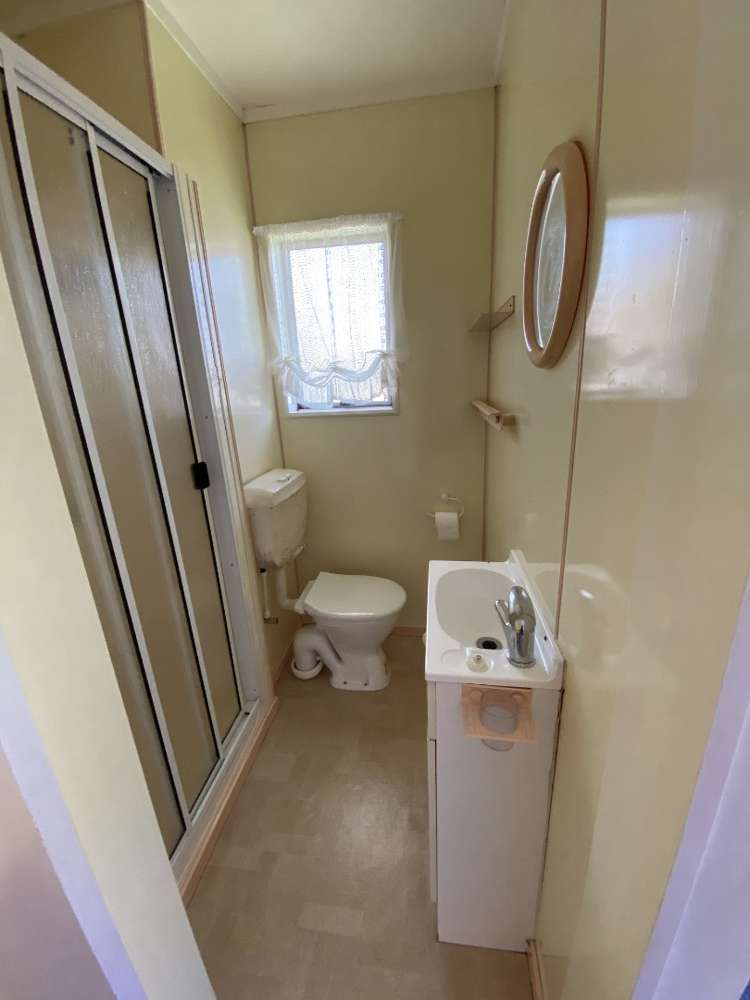 11 Robert Burke Place Henderson_8