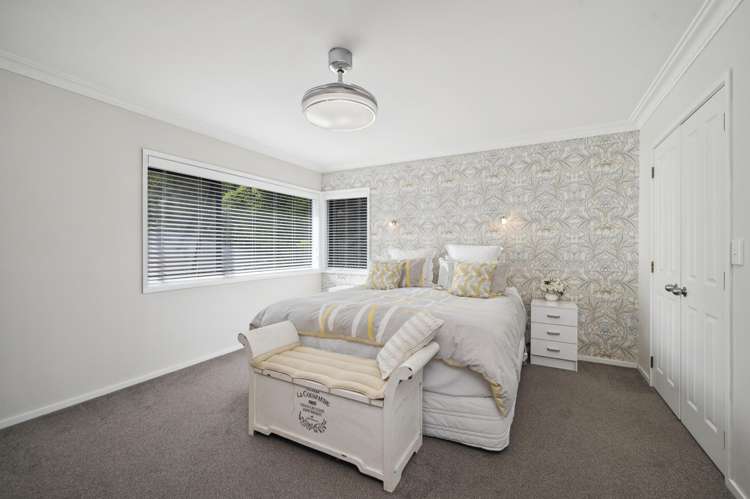 2/7 Waihora Street Hilltop_16