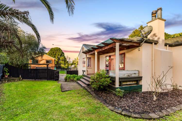 9 Queen Natalie Place Massey_17