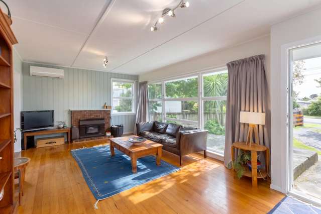 56 Daniell Street Featherston_2