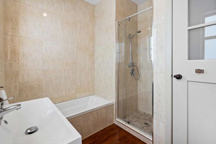 39 Lovatt Crescent Kensington_17