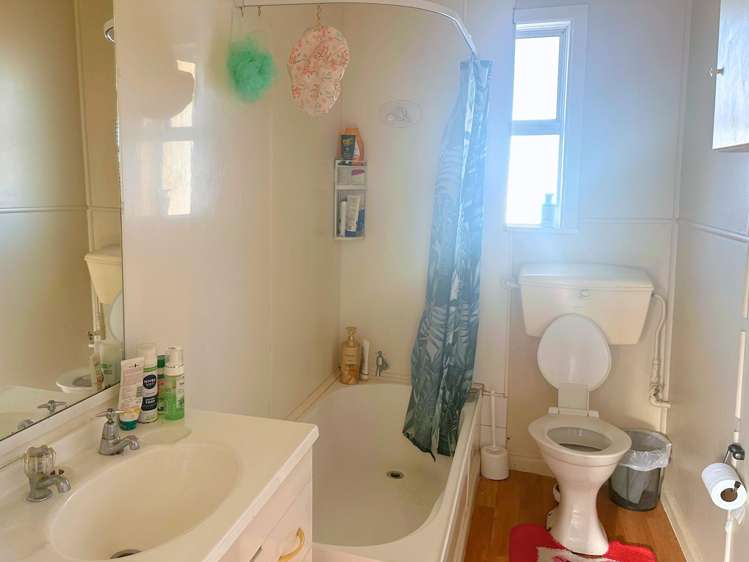 76 South Street Blenheim_6