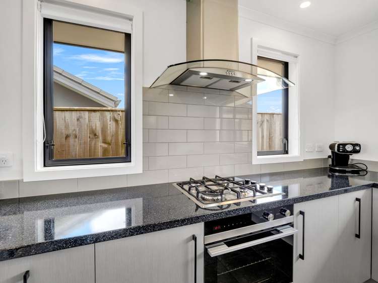 36 Varsity Heights Fitzherbert_18