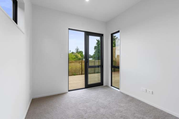 11 Puhikawa Street Massey_13