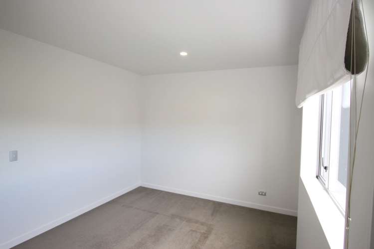 43/120 Rintoul Street Newtown_11