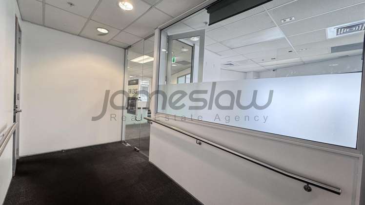 A/12 Osterley Way Manukau_7