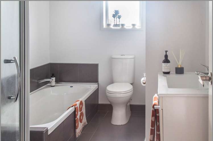80 Isabella Drive Pukekohe_13