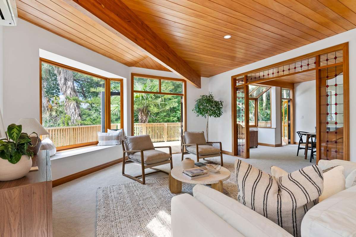 2/39 St Georges Bay Road_0