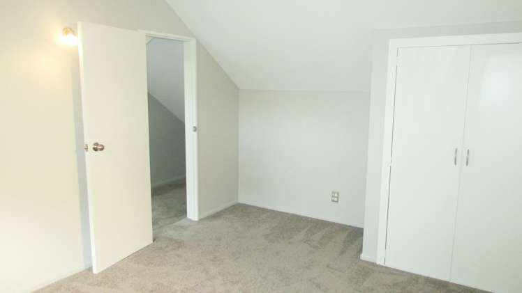 1/32 Winchester Street Merivale_6