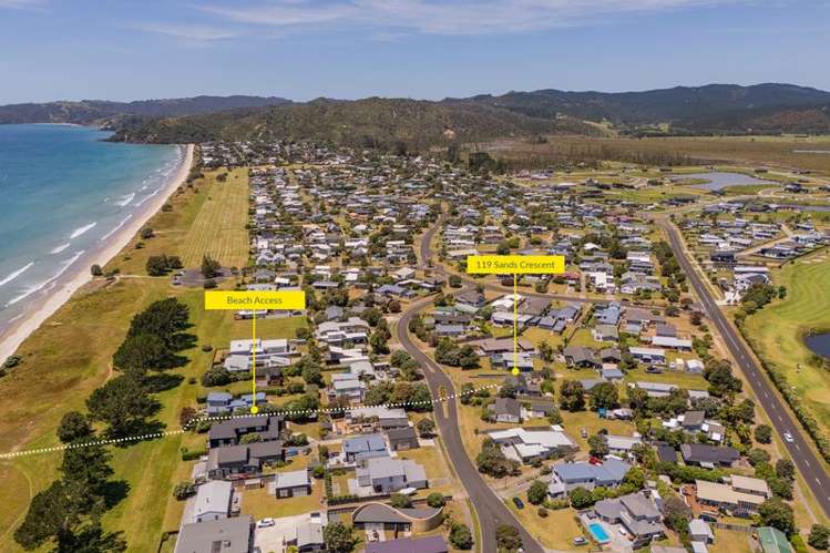 119 Sands Crescent Matarangi_22