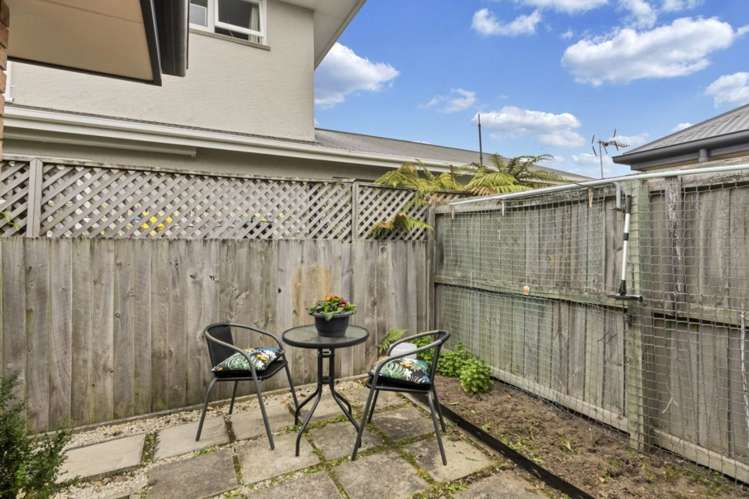 20 Woodham Courts Linwood_13