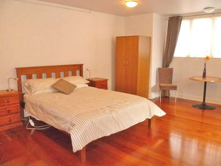 105 Grant Road Thorndon_18