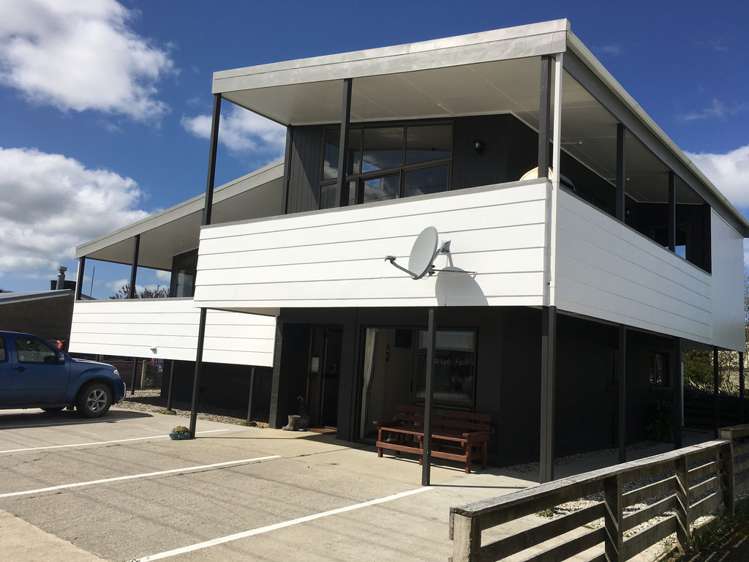 9 Waikawa Road Owaka_19