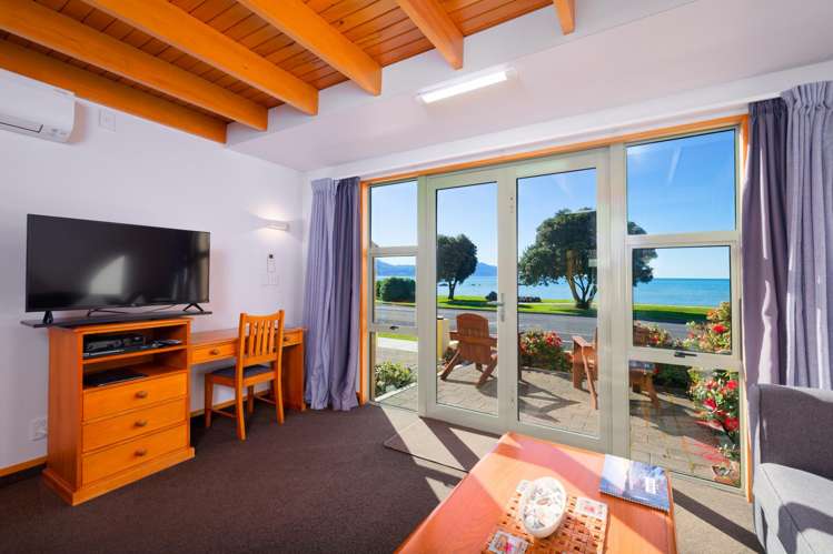 208 Esplanade Kaikoura_21