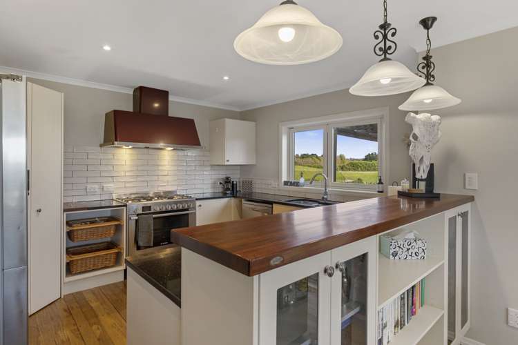 20 Paul Faith Lane Te Horo_9