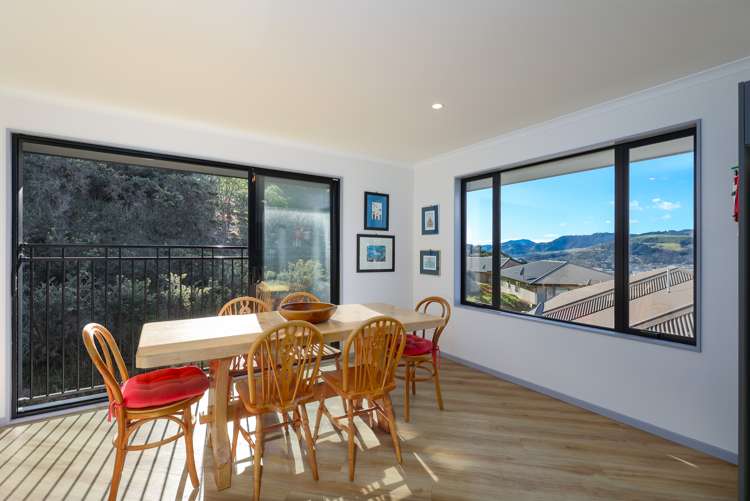 45 Saint Lawrence Street Toi Toi_12