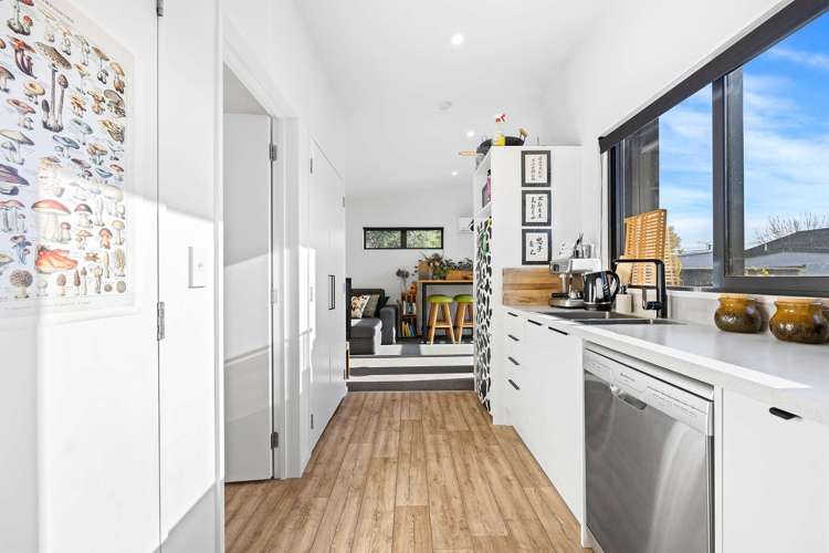 12a Bass Street Woolston_6