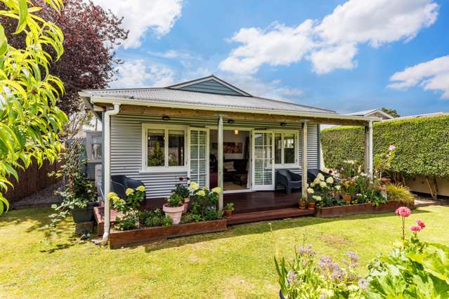 Timeless Style, Central Convenience