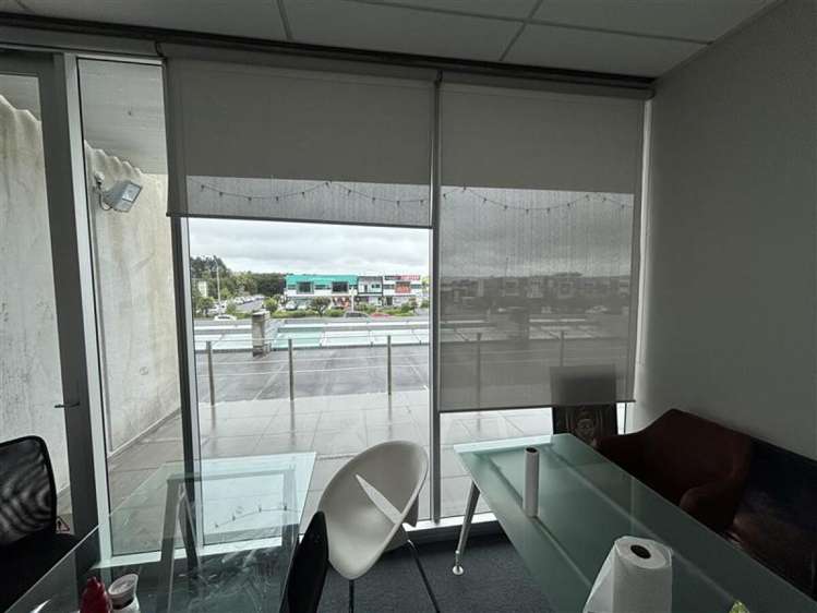 3/1 Bishop Dunn Place Botany Downs_5