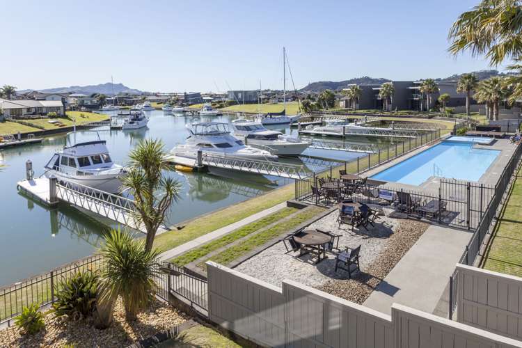 73 South Highway - Sovereign Pier on the Waterways Whitianga_2