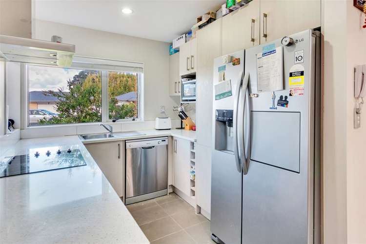 18/68 Fonteyn Street Avondale_2