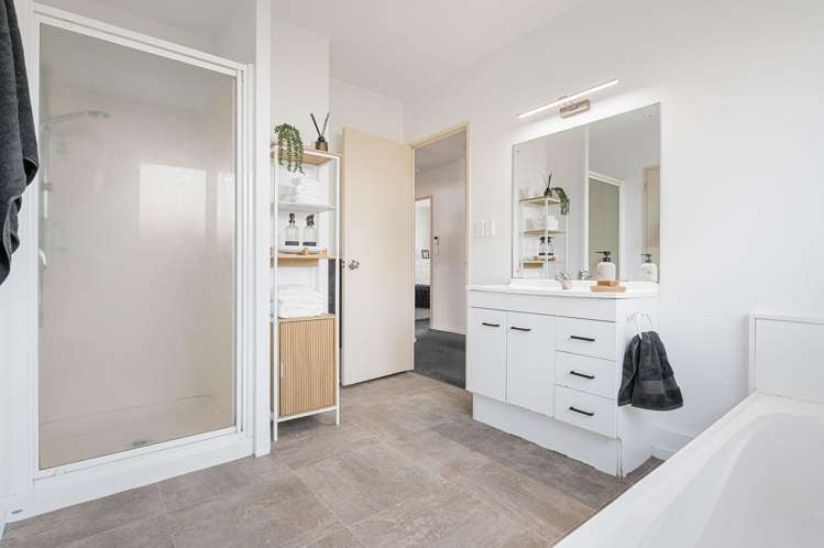 233 Te Rapa Road Beerescourt_10