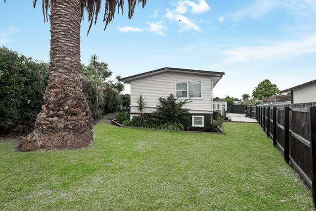 49 Fairclough Road Beach Haven_2