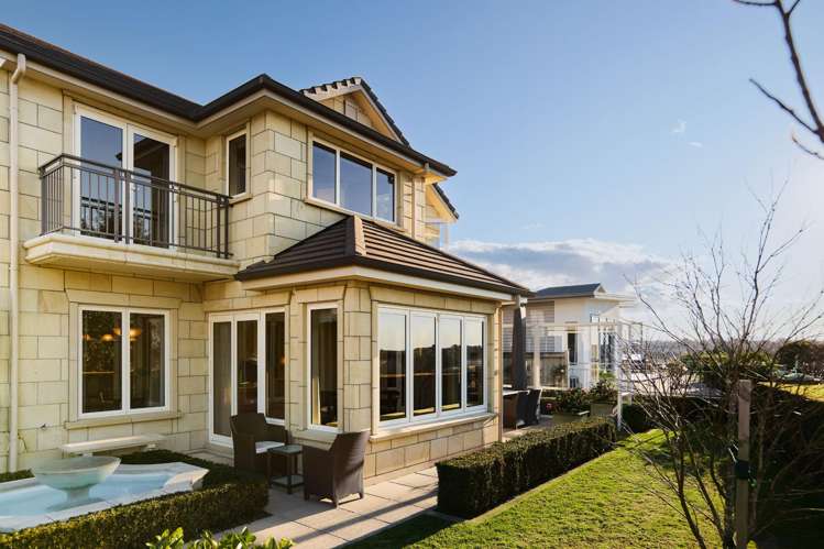 1 Edgecumbe Road Tauranga Central_11