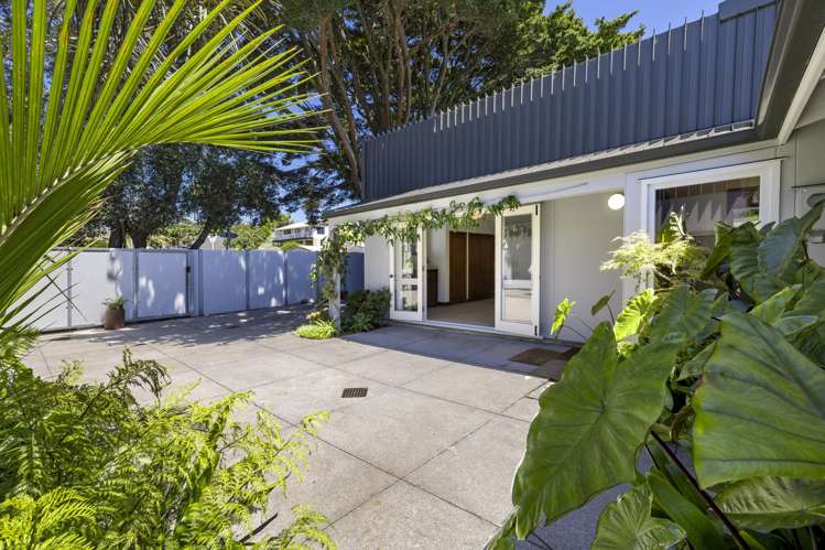 64 Wallis Street Raglan_28