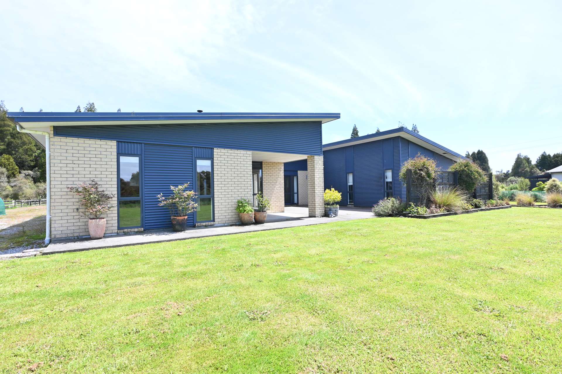 28 Craig Road Ruatapu_0