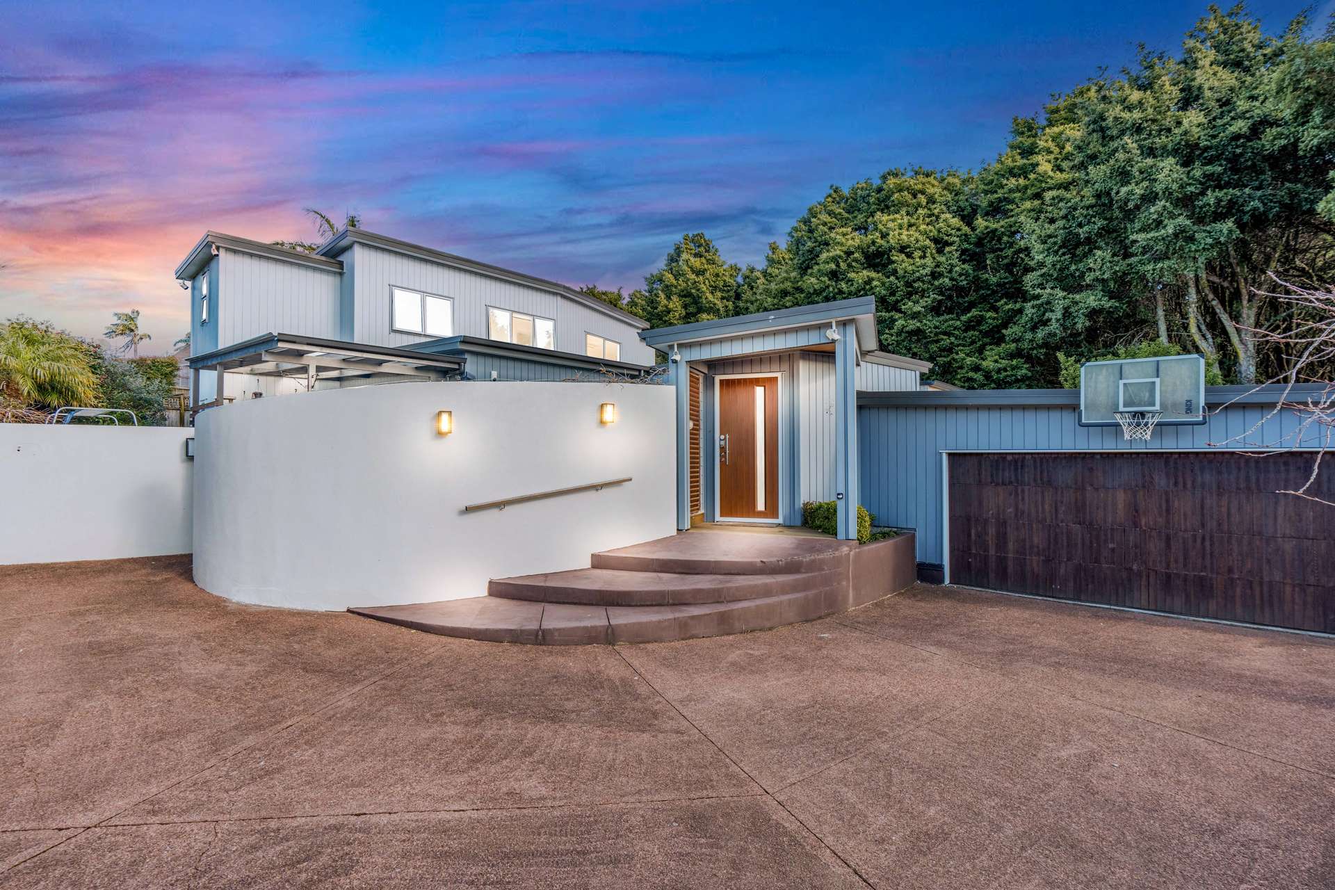 8 Silkwood Grove Totara Heights_0