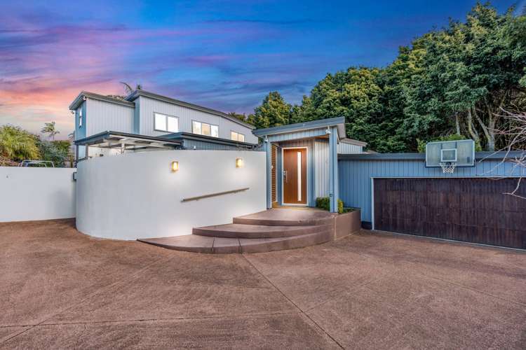 8 Silkwood Grove Totara Heights_0