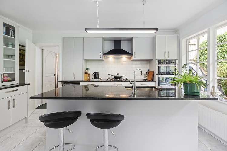 8 Lethenty Way Karori_7