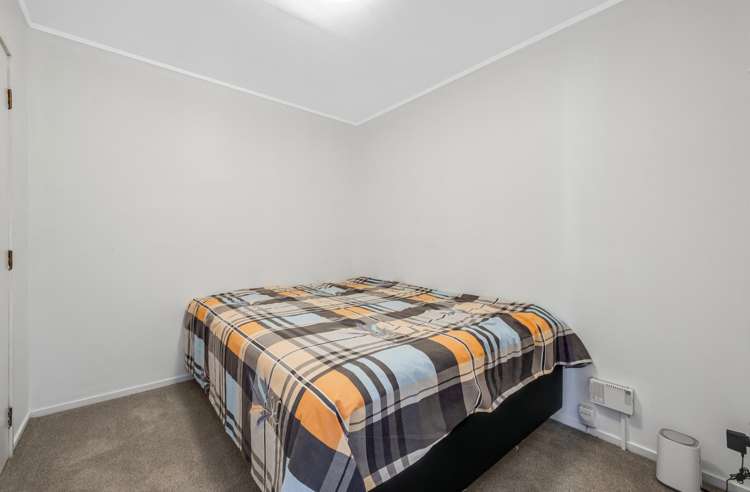 2/38 Ballater Place Highland Park_10