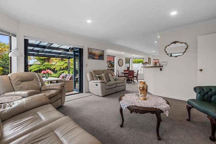 32 Bahamas Key Papamoa_12