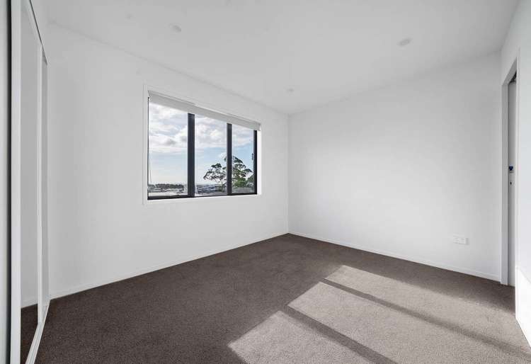 32 Karoro Road Flat Bush_3