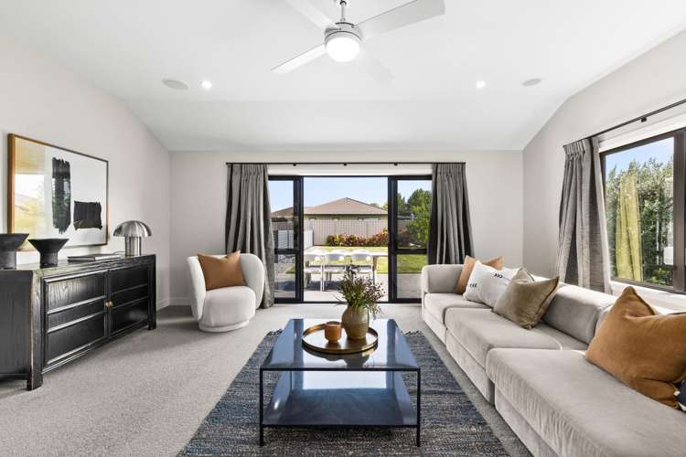 14 Arbuckle Road Frimley_13