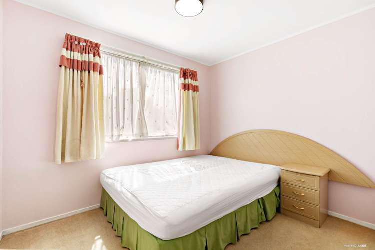 27 Kelman Road Kelston_12