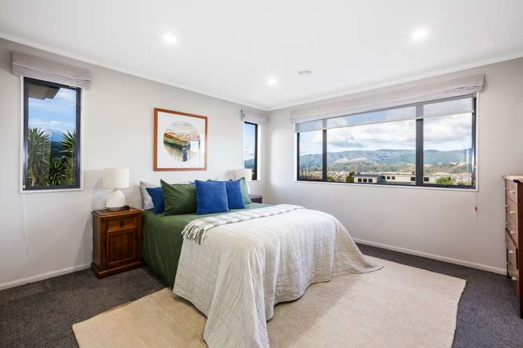 14 Betty Watt Grove Riverstone Terraces_12