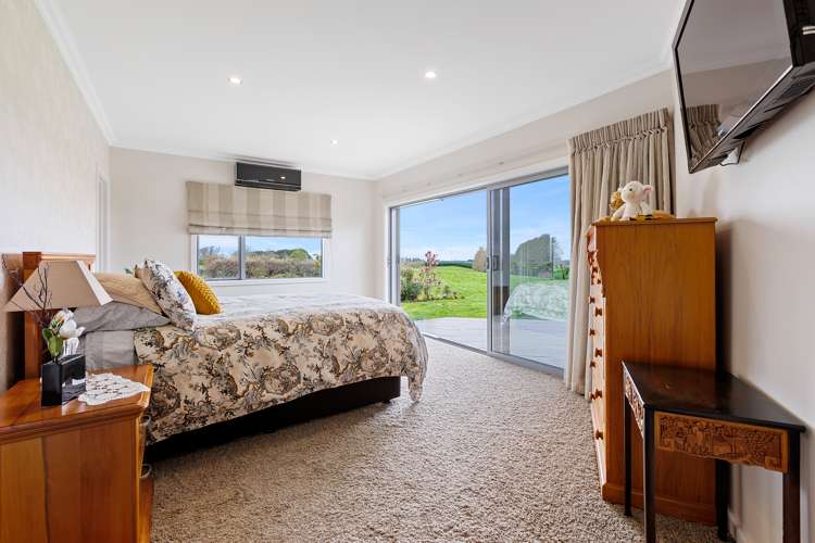 39 Matarikoriko Road Waitara_11