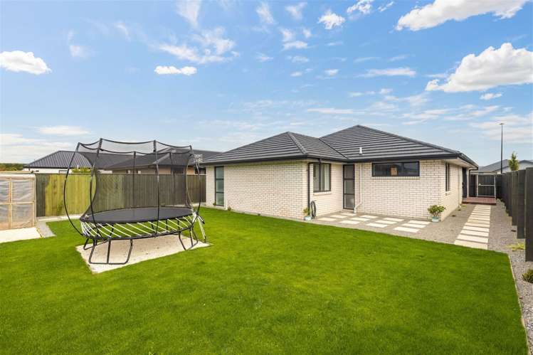 16 Northmoor Boulevard Rolleston_14