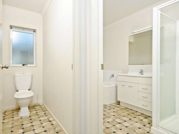 7 Landmark Court Huntington_13