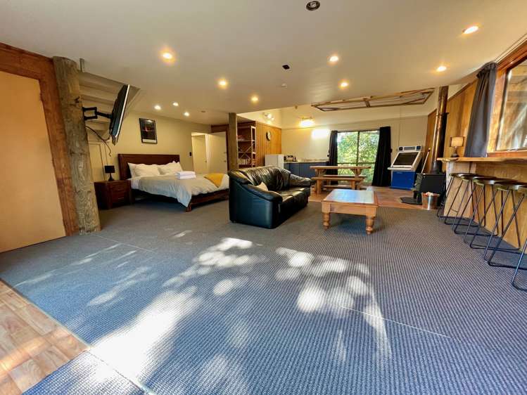 98 Clyde Saint (State Highway 49) Ohakune_15