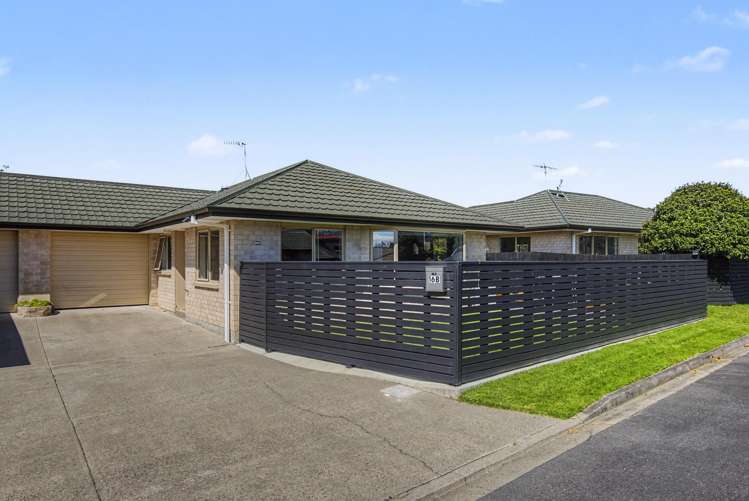 16B Dennis Taylor Court_1