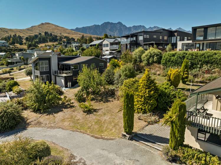 582 Peninsula Road Kelvin Heights_19